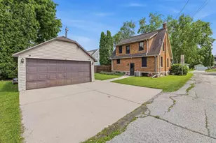406 North St, Beaver Dam, WI 53916 - Photo 31