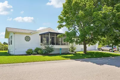 412 Harbor Heights Drive, Racine, WI 53185 - Photo 1