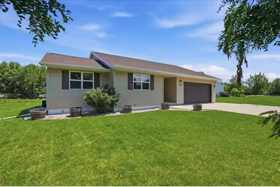 592 Abey Drive, Janesville, WI 53536 - Photo 5