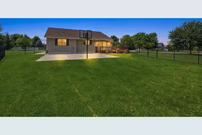 592 Abey Drive, Janesville, WI 53536 - Photo 53