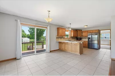 592 Abey Drive, Janesville, WI 53536 - Photo 13