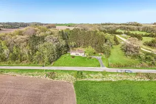 5030 S Valley Rd, Black Earth, WI 53515 - Photo 55
