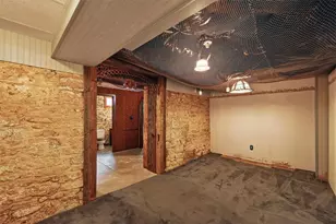 215 Lathrop St, Madison, WI 53726 - Photo 81