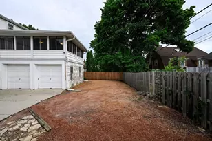 215 Lathrop St, Madison, WI 53726 - Photo 15