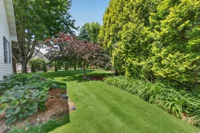 1614 Blue Ridge Trail, Waunakee, WI 53597 - Photo 15