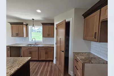 N7091 Still Point Trail, Pardeeville, WI 53954 - Photo 7