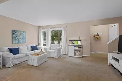 2104 Post Road, Madison, WI 53713 - Photo 5