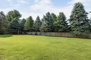 724 Crist Rd, Beloit, WI 53511 - Photo 29