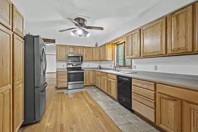 7824 Caribou Court, Verona, WI 53593 - Photo 11
