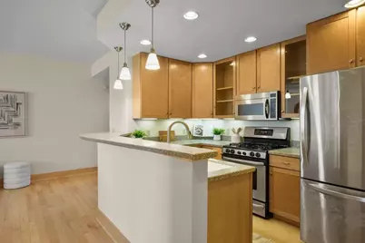 360 W Washington Avenue #503, Madison, WI 53703 - Photo 11