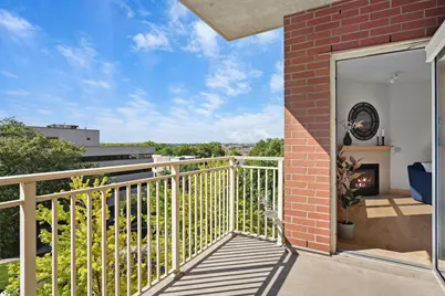 360 W Washington Avenue #503, Madison, WI 53703 - Photo 5