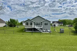 N6736 Clover Ln, Pardeeville, WI 53954 - Photo 33