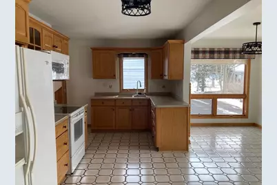 2224 Hwy 51, Stoughton, WI 53589 - Photo 5
