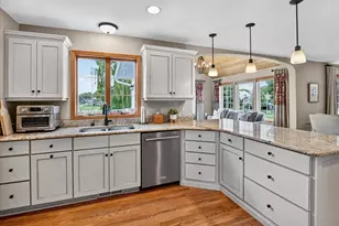 1107 Westminster Ct, Waunakee, WI 53597 - Photo 25