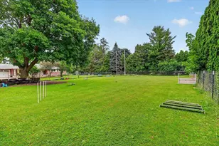 726 Rockshire Dr, Janesville, WI 53546 - Photo 37