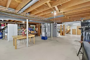 726 Rockshire Dr, Janesville, WI 53546 - Photo 29