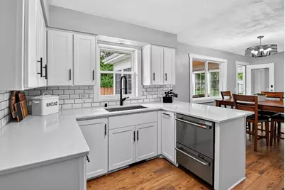 861 Blaser Court, Sun Prairie, WI 53590 - Photo 5