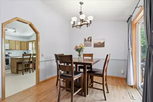 699 Robin Dr, Sun Prairie, WI 53590 - Photo 9