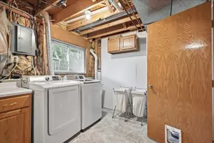 699 Robin Dr, Sun Prairie, WI 53590 - Photo 33