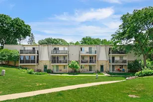 2410 Independence Ln, Madison, WI 53704 - Photo 29