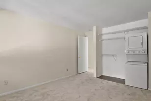 2410 Independence Ln, Madison, WI 53704 - Photo 21