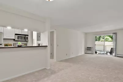 2410 Independence Lane #105, Madison, WI 53704 - Photo 5