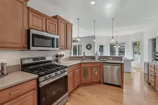 913 Countryside Crossing, Waunakee, WI 53597 - Photo 9