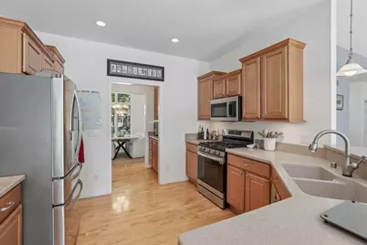 913 Countryside Crossing, Waunakee, WI 53597 - Photo 11