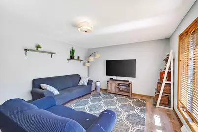 3021 Dorchester Way, Madison, WI 53719 - Photo 5