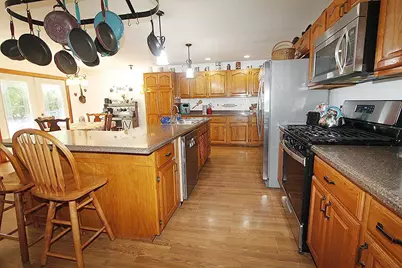 105 E Park Street, Montello, WI 53949 - Photo 5