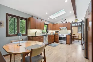 3990 Plymouth Cir, Madison, WI 53705 - Photo 11