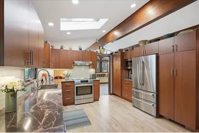 3990 Plymouth Circle, Madison, WI 53705 - Photo 13