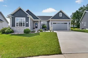 1132 Oak Knl Rd, Sun Prairie, WI 53590 - Photo 1