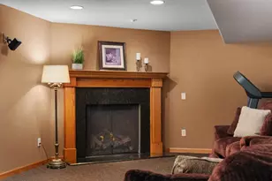 22 Stacy Ln, Madison, WI 53716 - Photo 33