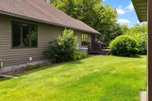 22 Stacy Ln, Madison, WI 53716 - Photo 39