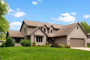 22 Stacy Ln, Madison, WI 53716 - Photo 37