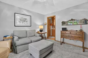 2502 Bradford Ave, Janesville, WI 53545 - Photo 7
