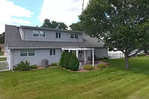 2502 Bradford Ave, Janesville, WI 53545 - Photo 47