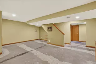 2502 Bradford Ave, Janesville, WI 53545 - Photo 33