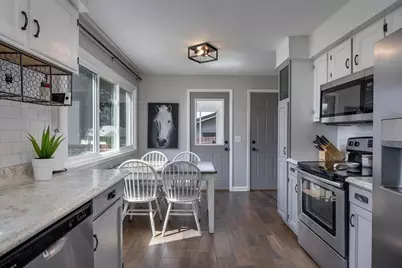 937 S Charles Street, Columbus, WI 53925 - Photo 7