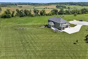 7876 Dragonfly Ct, Verona, WI 53593 - Photo 3