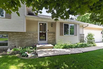 903 Crysta Trail, Cottage Grove, WI 53527 - Photo 5