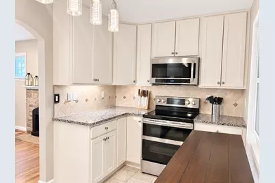 5513 Old Middleton Road, Madison, WI 53705 - Photo 7
