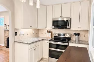 5513 Old Middleton Rd, Madison, WI 53705 - Photo 7