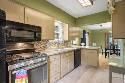 3601 Larson Court, Madison, WI 53714 - Photo 11
