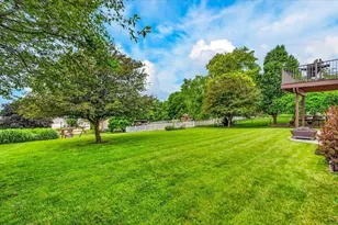 912 Vista Ridge Dr, Mount Horeb, WI 53572 - Photo 5