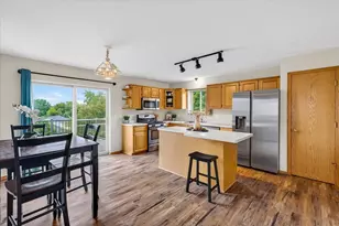 912 Vista Ridge Dr, Mount Horeb, WI 53572 - Photo 21