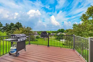 912 Vista Ridge Dr, Mount Horeb, WI 53572 - Photo 9