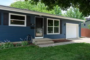 287 N Bird St, Sun Prairie, WI 53590 - Photo 3