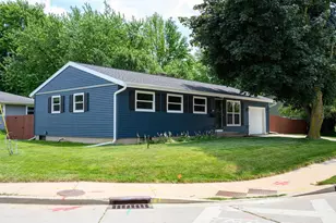 287 N Bird St, Sun Prairie, WI 53590 - Photo 1